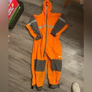 Oakiwear kids rainsuit, orange, size 6/7